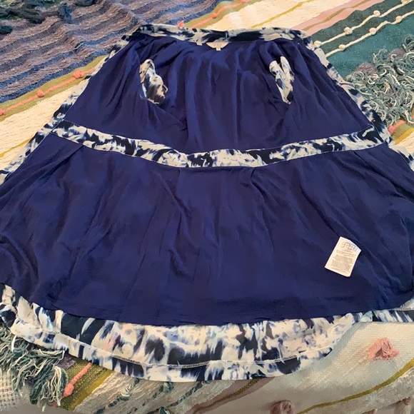 GUESS tie dye dress, size small, HAS POCKETS! β₯οΈ - Picture 9 of 15